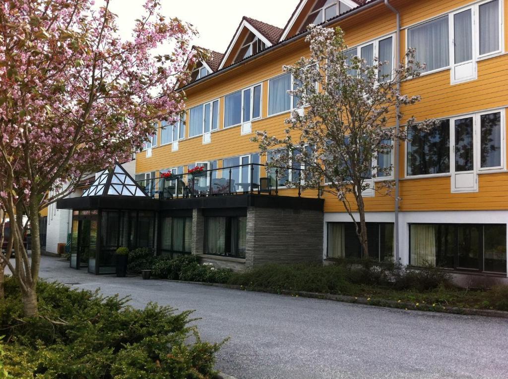 Alver Hotel Alversund Εξωτερικό φωτογραφία